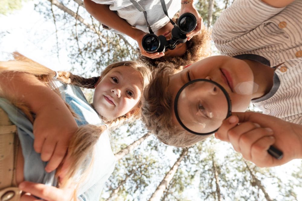 4 idei de treasure hunt in familie